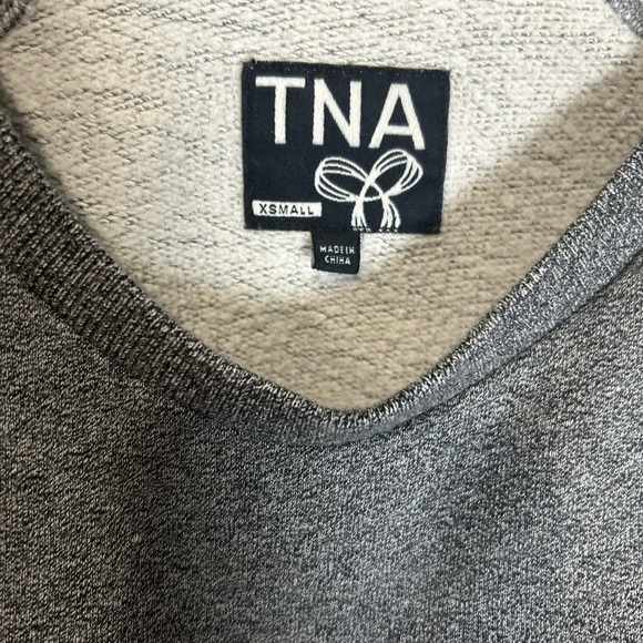TNA Charcoal Knit Pullover - Picture 3 of 3